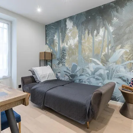 Au Pied Du Sacre Coeur - 5 Pers Apartment Paris