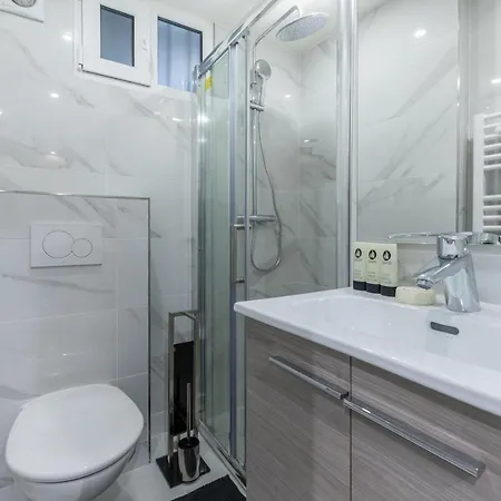 Au Pied Du Sacre Coeur - 5 Pers Apartment